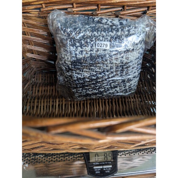 Chunky Tweed Distressed Plaid Trumpet Mini Skirt Sz XS mi ami Raw Hem - Picture 10 of 10